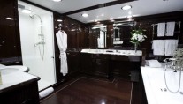 Yacht CHARISMA -  Master Cabin Ensuite